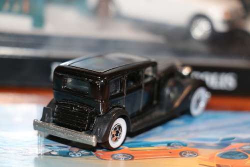 1982 Hot Wheels with White Wall Tyres Diecast Model - Classic Packard
