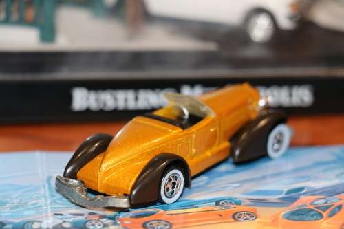1978 Hot Wheels with White Wall Tyres Diecast Model - Auburn 852