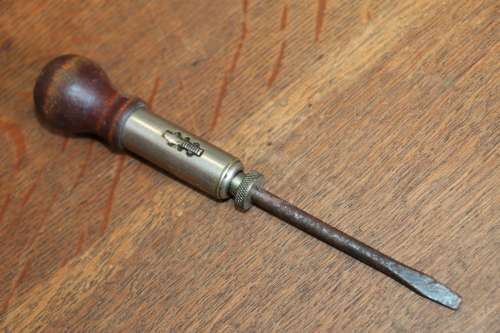 Beautiful Antique North Bros YANKEE No.15 Screwdriver - Made in USA