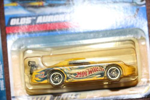 1999 Hot Wheels Diecast Model - Collector No. 108 - OLDS Aurora