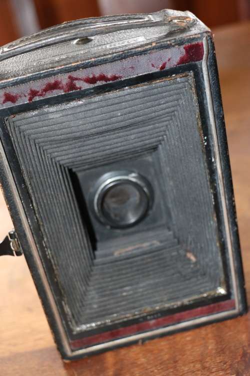 Beautiful Vintage Film Camera - Zeiss Ikon Quarter Plate Camera