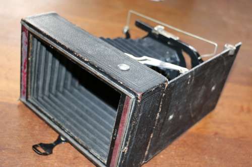 Beautiful Vintage Film Camera - Zeiss Ikon Quarter Plate Camera