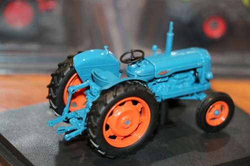 Hachette Diecast Tractor Models - Fordson Power Major - 1958
