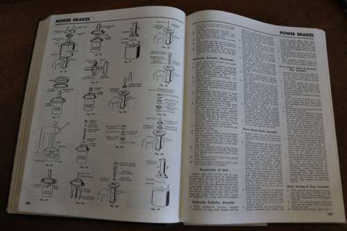 Beautiful Vintage Book -  MOTOR'S Auoto Repair Manual - Eighteenth Edition - 1955