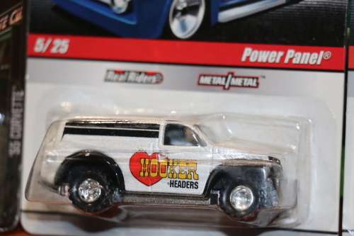 2009 Hot Wheels Diecast Model - Slick Rides - Hooker Power Panel  - Metal & Real Riders