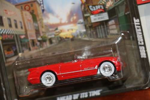 2011 Hot Wheels Diecast Model - Boulevard - 1955 Corvette - Metal & Real Riders