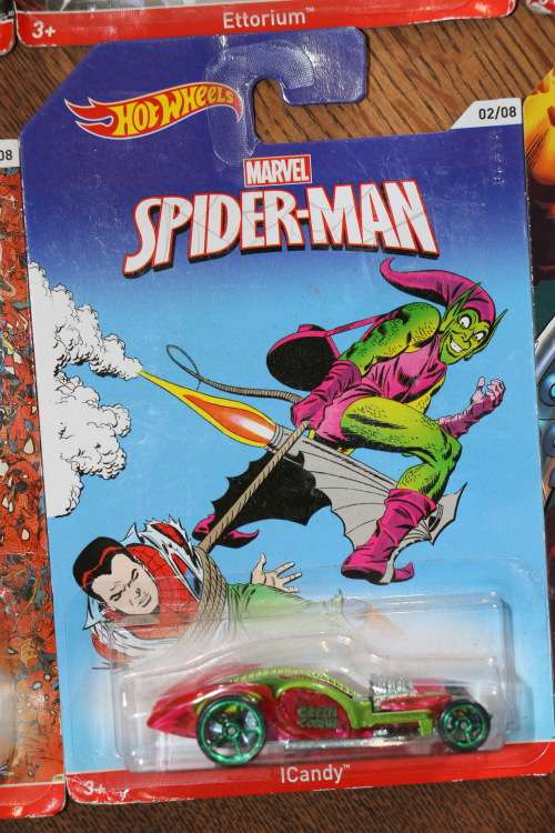 2013 HOT WHEELS Diecast Models - Marvel Spider-Man Complete Set of 8
