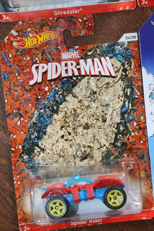 2013 HOT WHEELS Diecast Models - Marvel Spider-Man Complete Set of 8