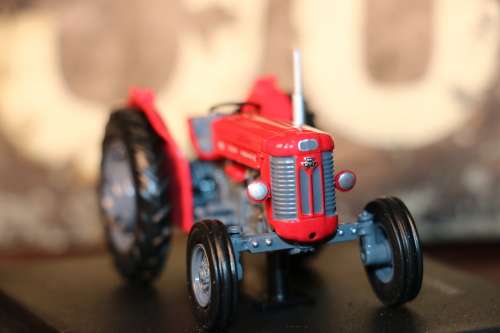 Hachette Diecast Tractor Models - Massey Ferguson 65 - 1959
