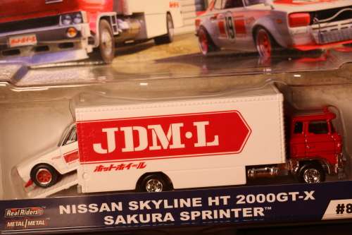 Hot Wheels Car Culture Diecast Model - Team Transport  - Nissan Skyline HT 2000GT-X Sakura Sprinter