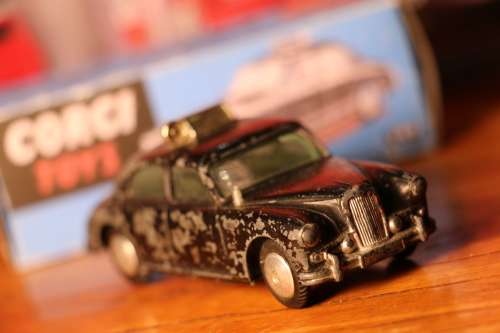 Vintage CORGI TOYS Diecast Model - Riley Pathfinder Police Car