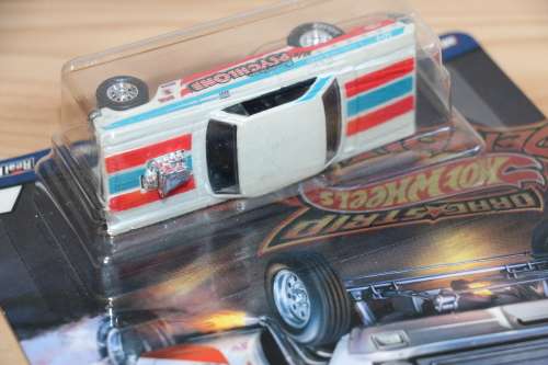 HOT WHEELS DRAG STRIP DEMONS Diecast Model - '65 MERCURY COMET CYCLONE