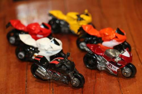 HOT WHEELS Diecast Model Set - Ducati Motorcycles x 6