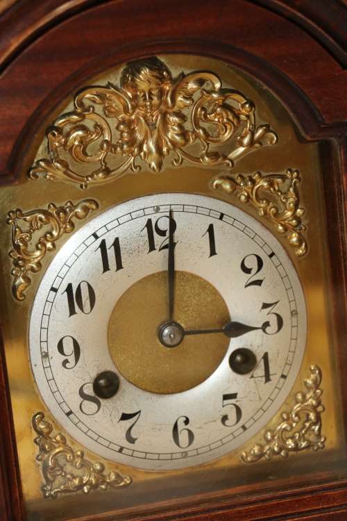 Beautiful Antique Junghans Bracket Shelf Clock