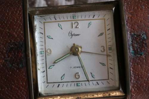 Beautiful Antique CYRANO Travel Clock with Leather Clad Casing