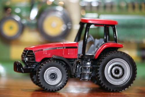 ERTL Farm Tractor Diecast Models - Case International MX200 Tractor