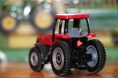 ERTL Farm Tractor Diecast Models - Case International MX200 Tractor