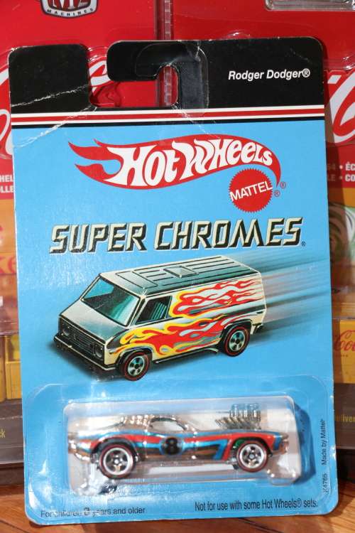 HOT WHEELS "SUPER CHROMES" Diecast Model - Rodger Dodger