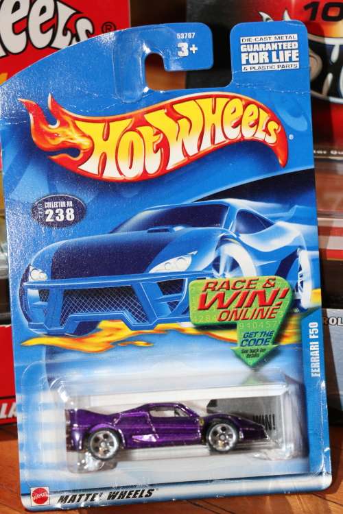 2001 HOT WHEELS Diecast Model - FERRARI F50
