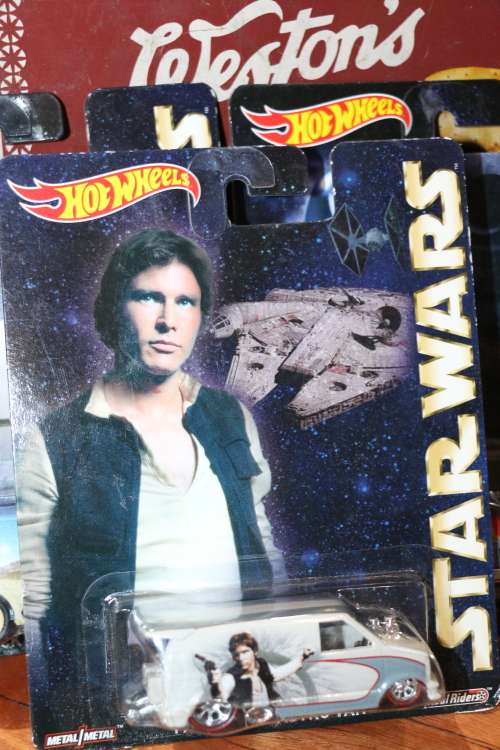 HOT WHEELS Premium Diecast Model - Star Wars - 1985 Chevy Astro Van