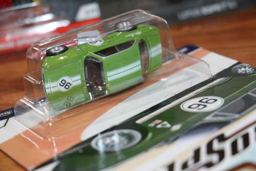 HOT WHEELS Premium Diecast Model - Car Culture - Alfa Romeo Giulia Sprint GTA