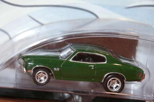 Hot Wheels Muscle Car Series Diecast Model - Chevrolet Chevelle (1/15000)