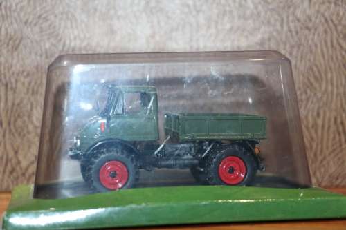 Universal Hobbies Diecast Model - Mercedes Unimog 406 A - 1970