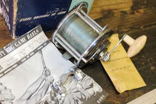 Vintage Ocean City No.604 Fishing Reels