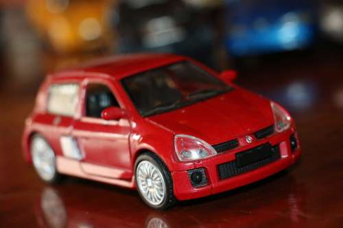 New Ray Collectors Die Cast Models - Renault Clio V6