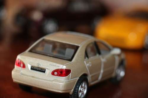Kinsmart Collectors Die Cast Models - Toyota Corolla