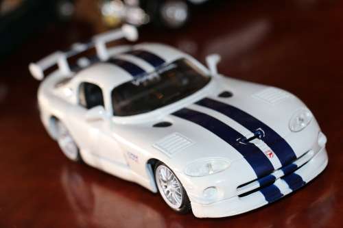 Maisto Collectors Die Cast Models - Dodge Viper