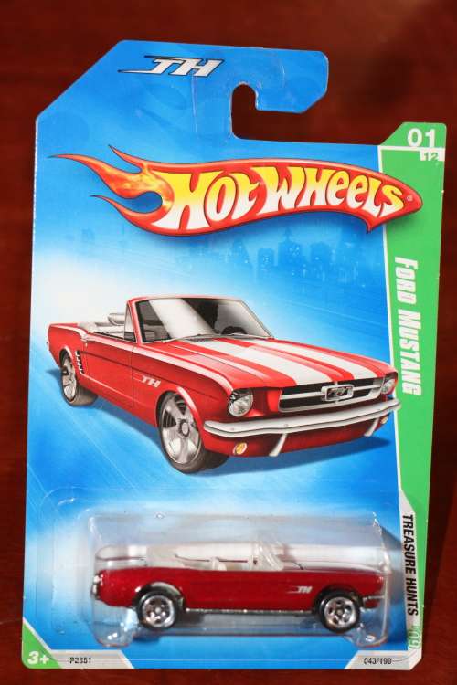 Hot Wheels Collectors Die Cast Model - Treasure Hunt - Ford Mustang