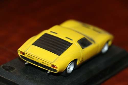 Collectors Die Cast Model - Lamborghini Miura