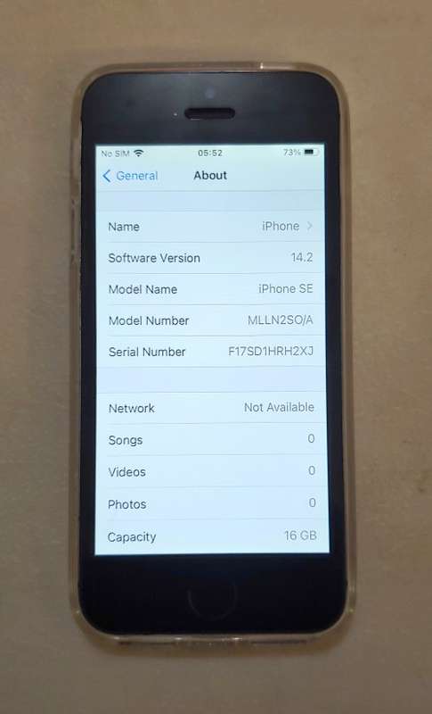 Apple iPhone SE (2016) 16gb Silver