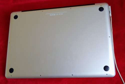 Apple Macbook Pro 15.4`, i7, 2.66ghz, 8gb Ram, 750gb HDD (Mid 2010)