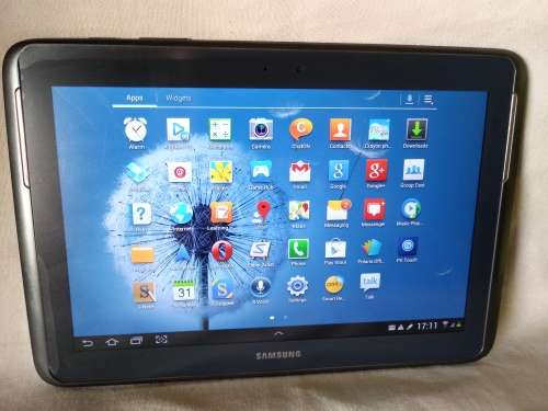 Samsung Galaxy 10.1 inch Tablet with original Samsung Stylus. (32GB)