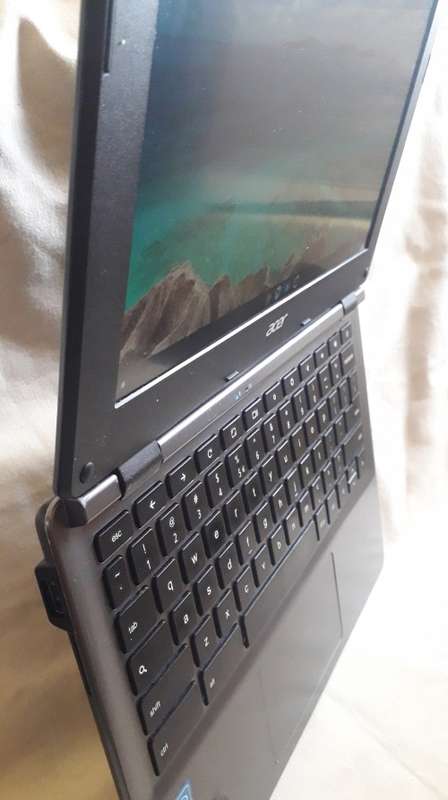 Acer Chromebook N2840 2gb RAM, 16GB Celeron Laptop