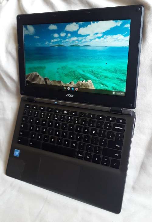 Acer Chromebook N2840 2gb RAM, 16GB Celeron Laptop
