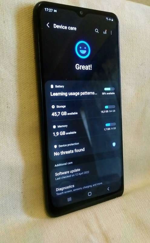 Samsung Galaxy A12 (64GB Storage) dual sim Smart phone, Barely used.