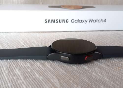 Samsung Galaxy Watch 4 (SM-R870) Smartwatch (44mm) - Black