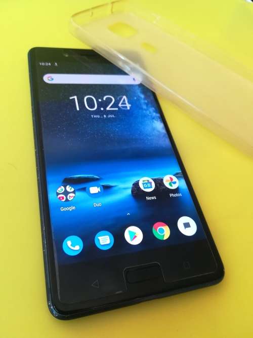 Nokia 8 (like new - Retails for roughly R9000)