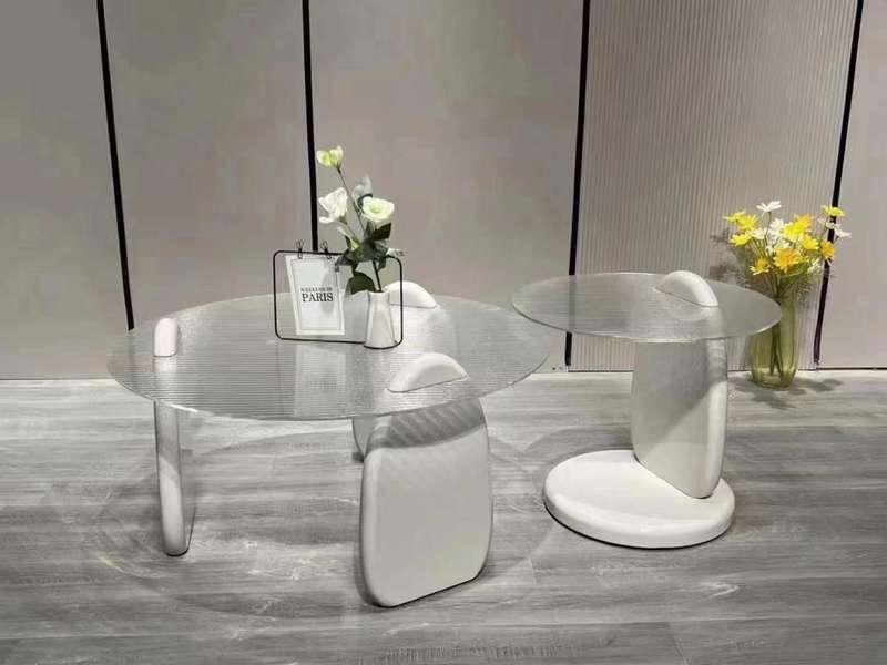 Tempered glass nesting coffee table white