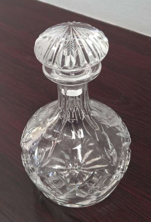 CRYSTAL CUT SHERRY DECANTER