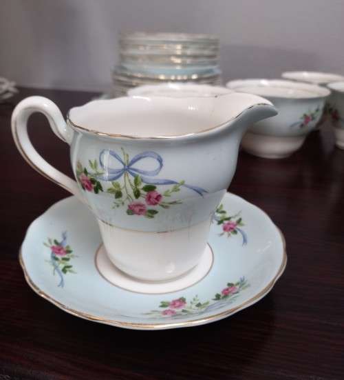 COLCLOUGH BONE CHINA TEA SET