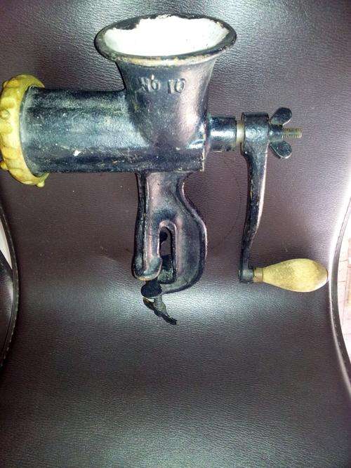 Antique Size 10 enamelled meat grinder, for your period kitchen...