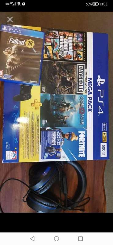PS4