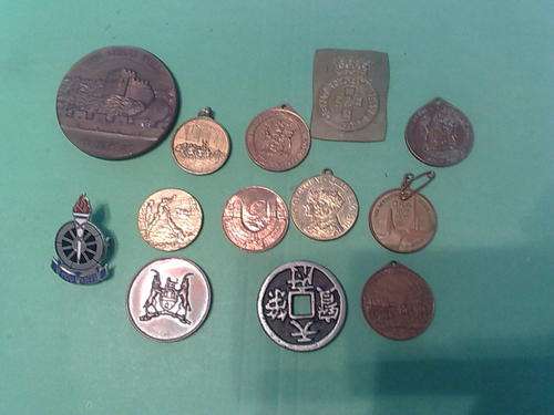 ASSORTMENT OF MEDALLIONS,/TOKENS,PLEASE SEE PHOTO AND BASIC DESCRIPTION!!