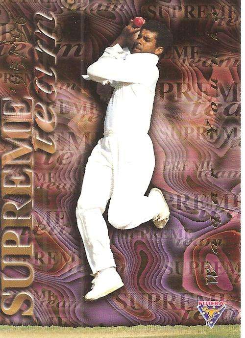 WAQAR YOUNIS - 96 FUTERA CRICKET - "SUPREME TEAM" INSERT CARD ST12 6424 of 7000