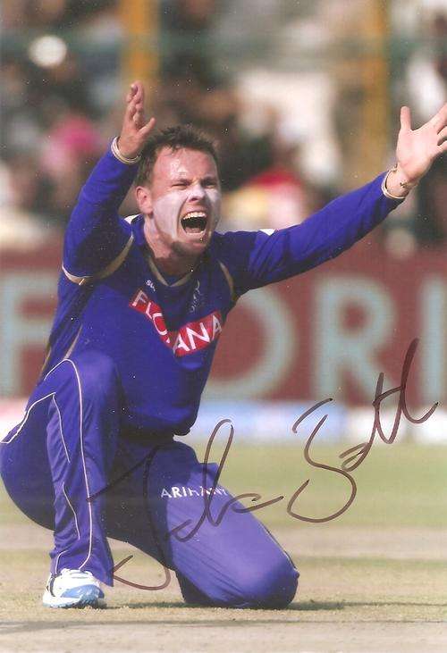 *SIGNED* JOHAN BOTHA (15CM x 10CM PHOTO)