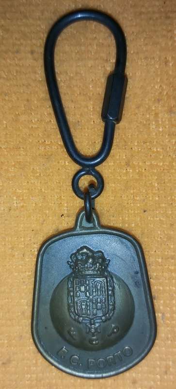 FC PORTO "PORTUGAL"  - FOOTBALL TEAM KEYRING